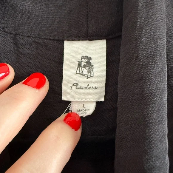 Flax Black Garment - Picture 3 of 4